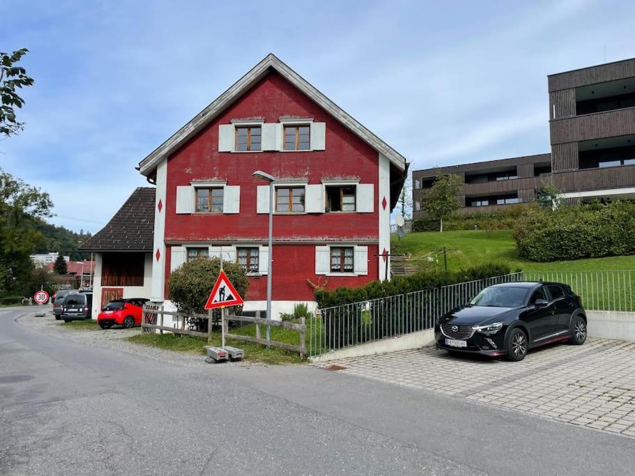 Neu Renoviertes 2Zi Appartment Im Dg Feldkirch Extérieur photo
